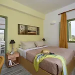 Aparthotel Ambeli Perivolos (Santorini)