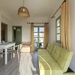 شقة فندقية أمبيلي