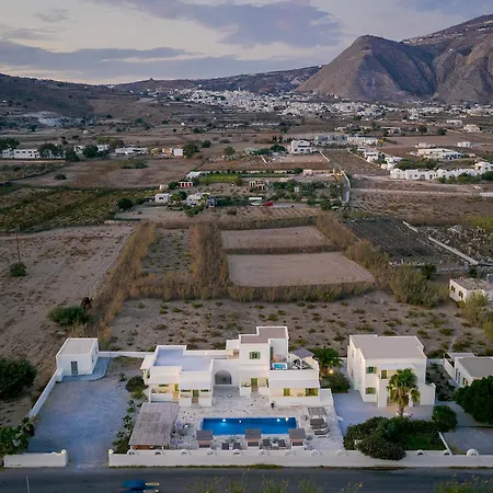Aparthotel Ambeli Perivolos (Santorini)