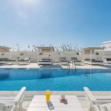Ambeli 3* Perivolos (Santorini)