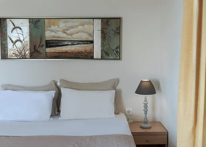 Apartahotel Ambeli Playa de Perivolos