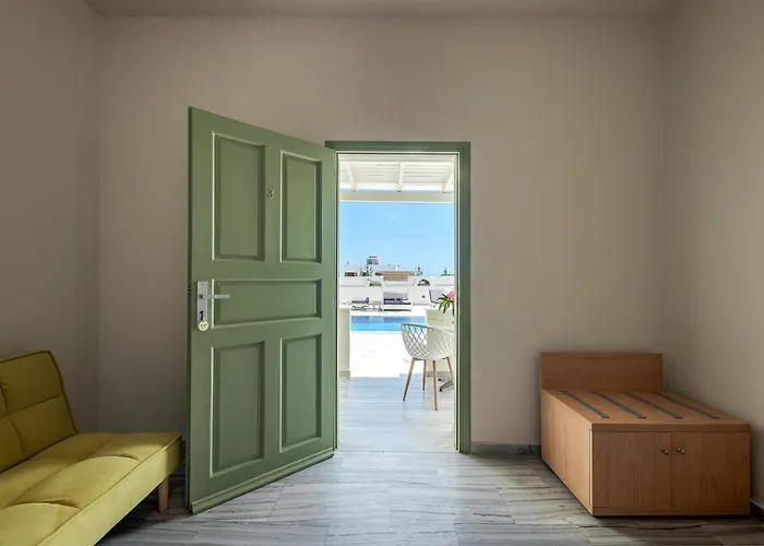 Ambeli Apartahotel 4*