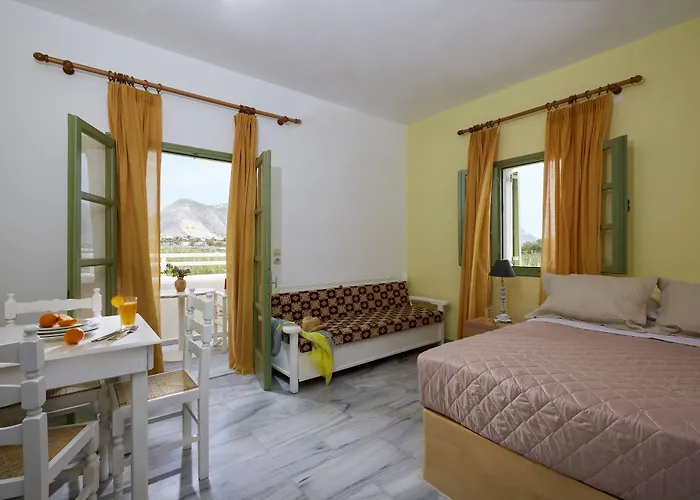 Apartahotel Ambeli Playa de Perivolos