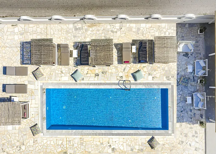 Apartahotel Ambeli Playa de Perivolos