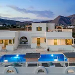 Ambeli 4* Perivolos (Santorini)