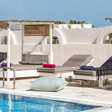 Apartahotel Ambeli Playa de Perivolos