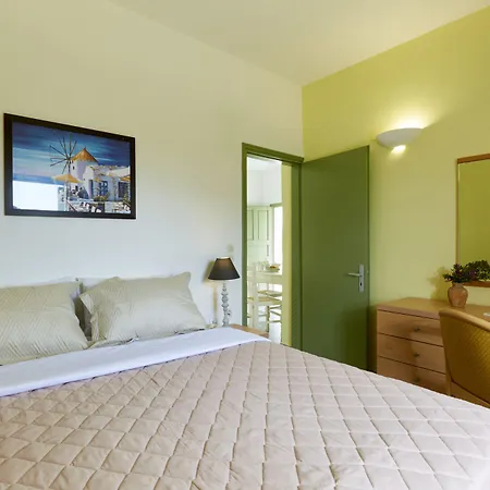 Ambeli Apartahotel