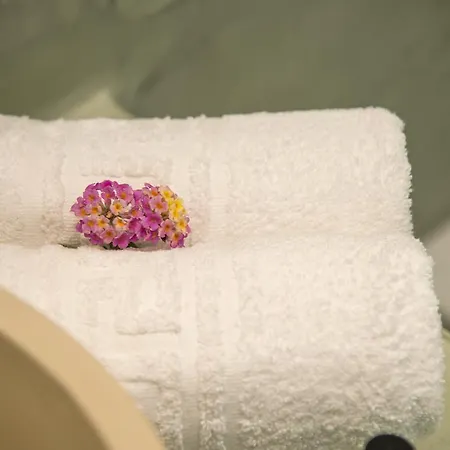 Ambeli Perivolos (Santorini)